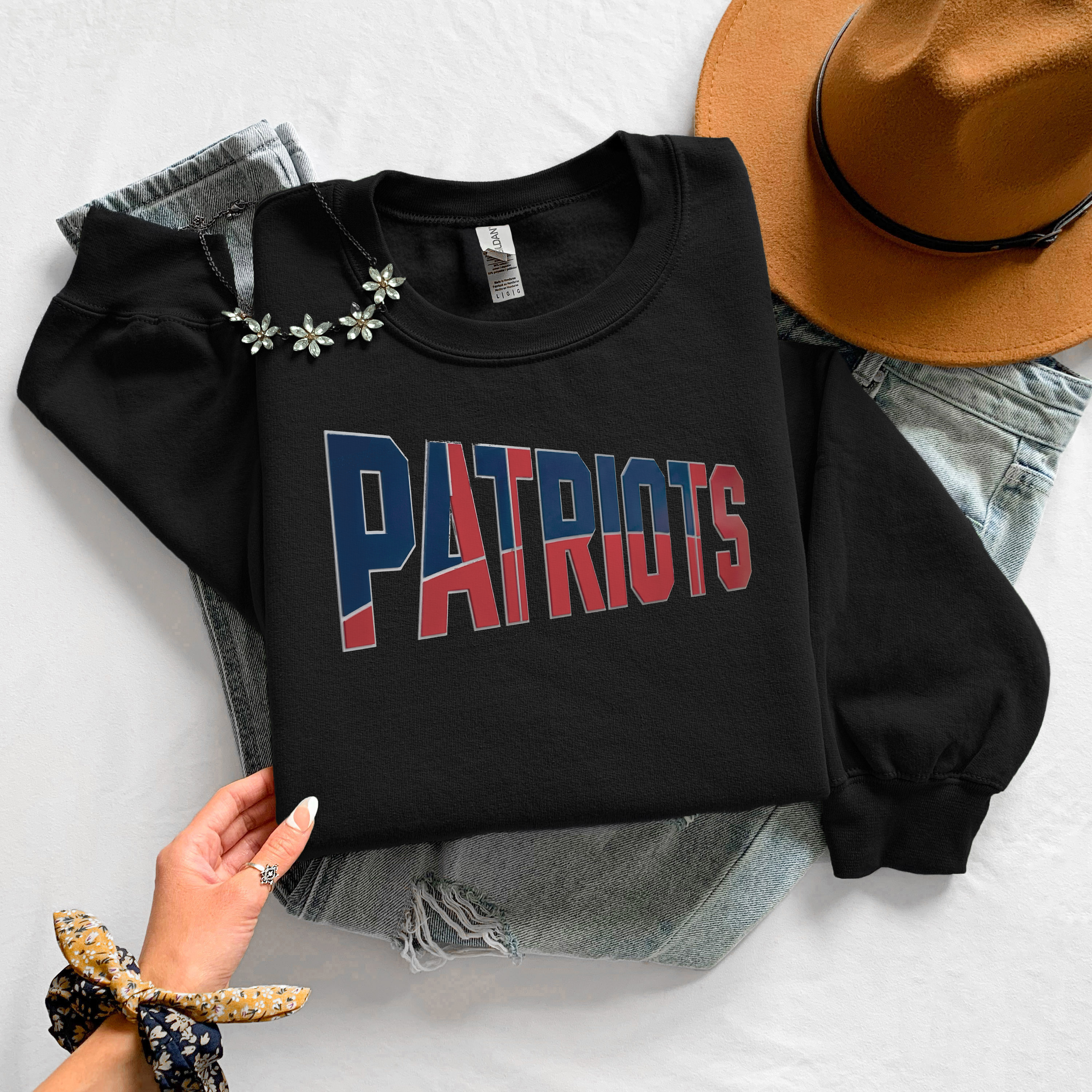 PATRIOTS Classic Unisex Crewneck Sweatshirt