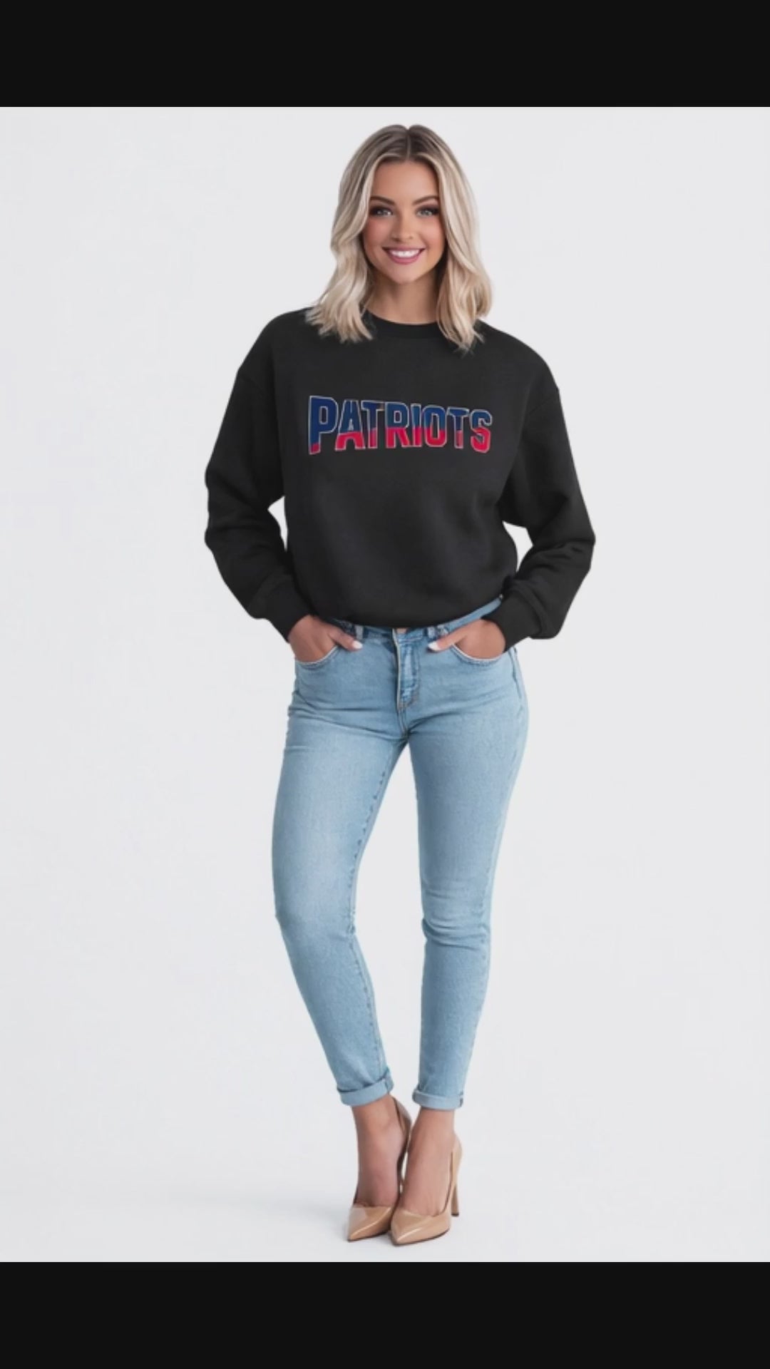 PATRIOTS Classic Unisex Crewneck Sweatshirt